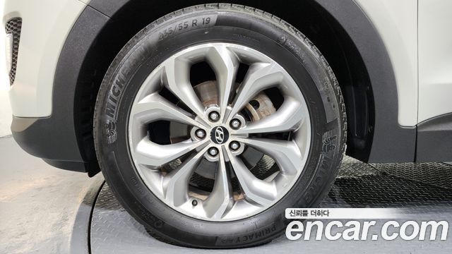 Hyundai Santa Fe 2013 thumb 6