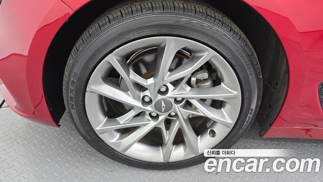 Genesis G70 2022 thumb 5