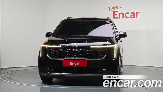 Kia Carnival 2023 thumb 4
