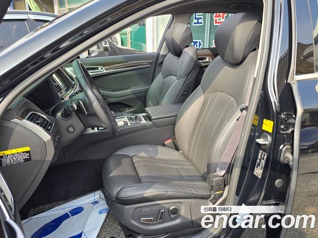 Genesis G80 2016 thumb 9