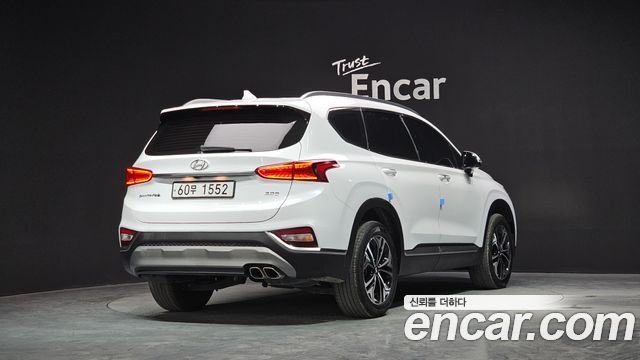 Hyundai Santa Fe 2019 thumb 3