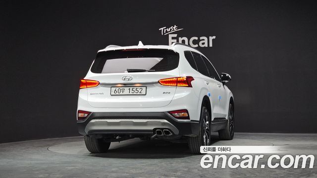 Hyundai Santa Fe 2019 thumb 5