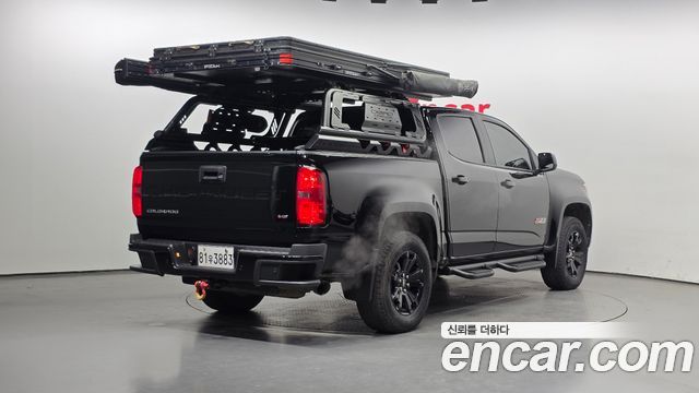 Chevrolet Colorado 2022 thumb 3