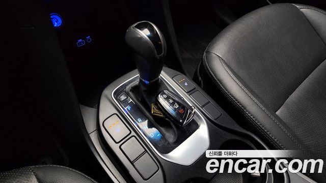Hyundai Santa Fe 2015 thumb 9
