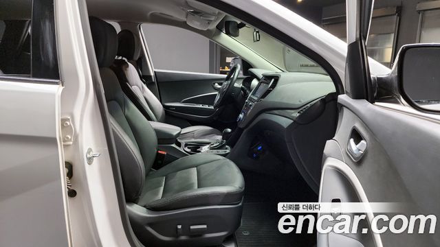 Hyundai Santa Fe 2015 thumb 10