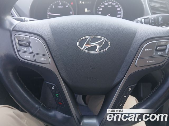 Hyundai Santa Fe 2015 thumb 12