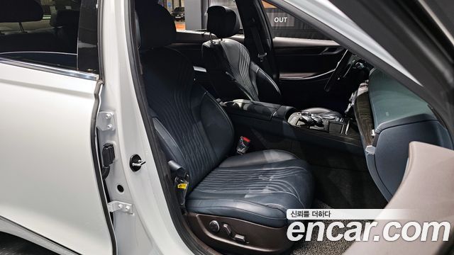 Genesis G80 2022 thumb 10