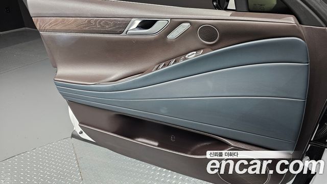 Genesis G80 2022 thumb 12