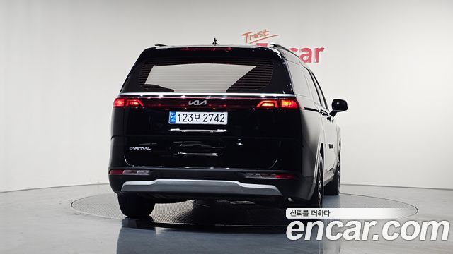 Kia Carnival 2022 thumb 5