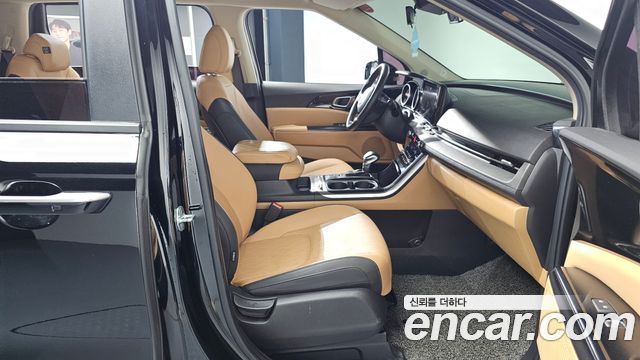 Kia Carnival 2022 thumb 12