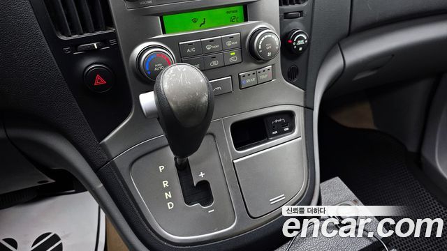 Hyundai Starex 2011 thumb 9