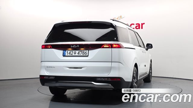 Kia Carnival 2022 thumb 5