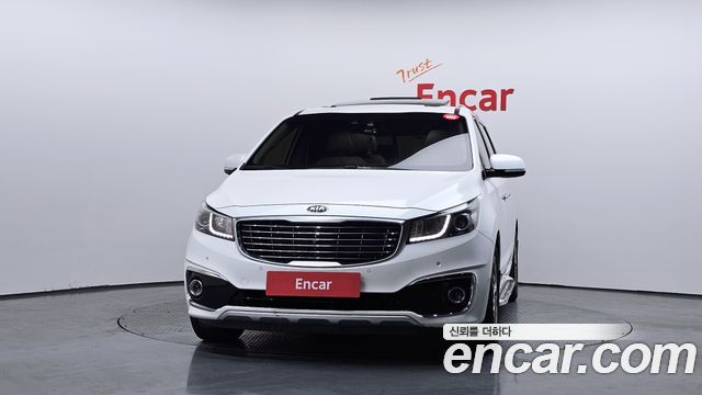 Kia Carnival 2015 thumb 4