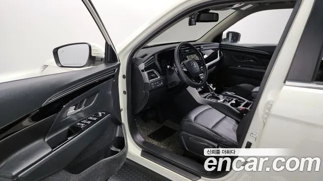 SsangYong Korando 2020 thumb 10
