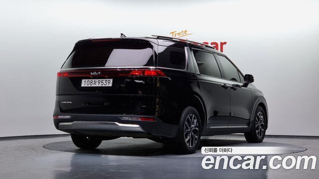 Kia Carnival 2022 thumb 3