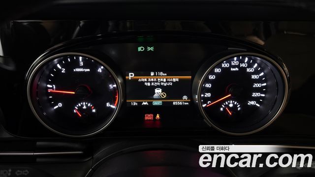 Kia Carnival 2022 thumb 9