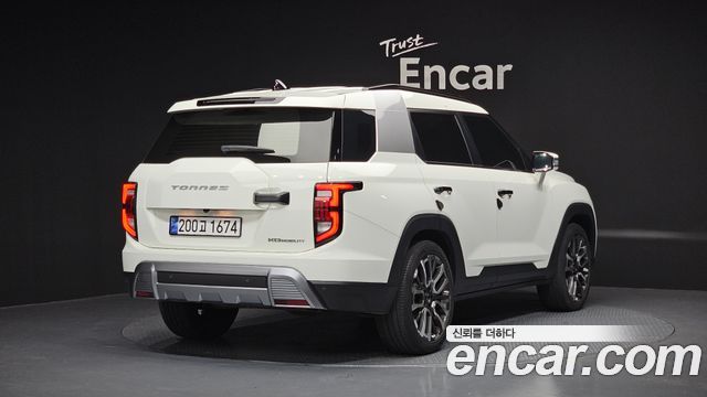 SsangYong Torres 2023 thumb 3