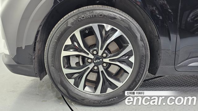 Kia Carnival 2022 thumb 6
