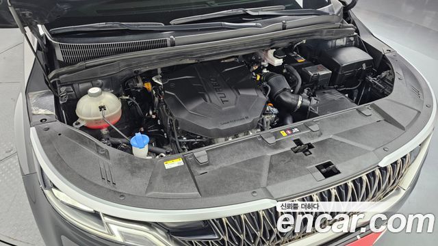 Kia Carnival 2022 thumb 7
