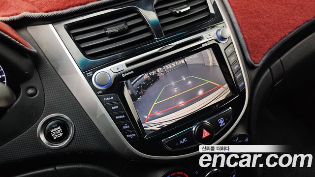 Hyundai Accent 2012 thumb 11