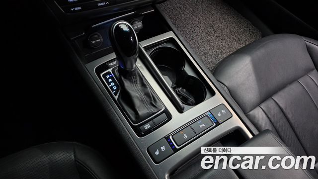Hyundai Genesis 2014 thumb 10