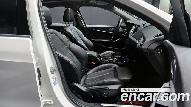BMW 1 серии 2022 thumb 11