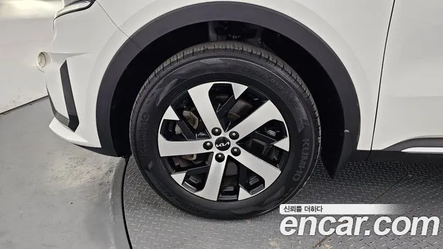 Kia Sorento 2023 thumb 5