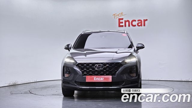 Hyundai Santa Fe 2019 thumb 4