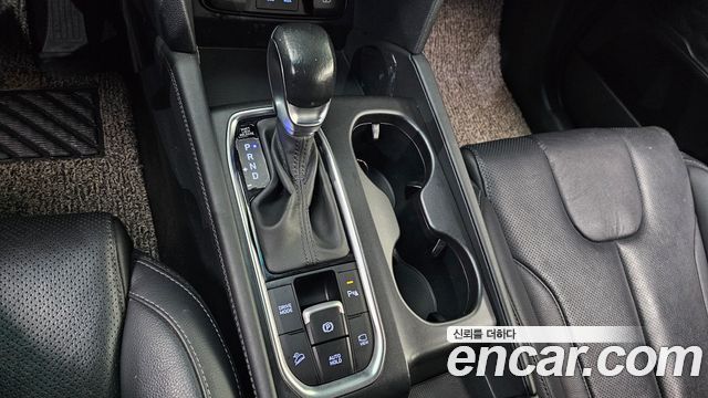 Hyundai Santa Fe 2019 thumb 10