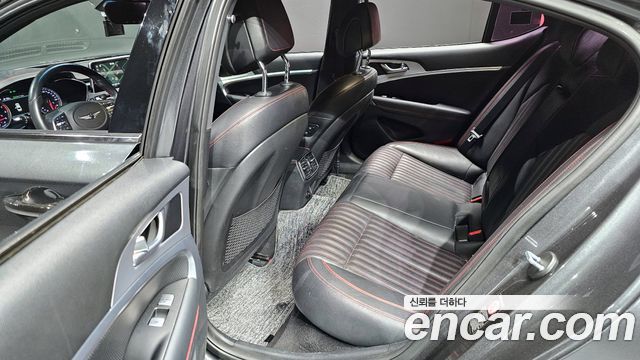 Genesis G70 2018 thumb 12