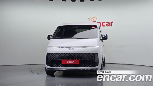 Hyundai Staria 2022 thumb 4