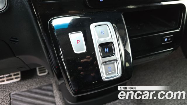 Hyundai Staria 2022 thumb 10