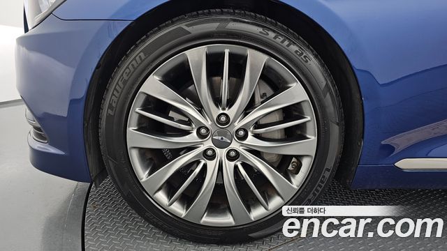 Hyundai Genesis 2016 thumb 6