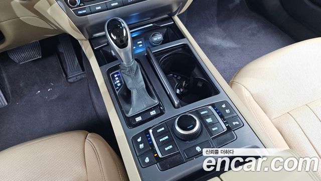 Hyundai Genesis 2016 thumb 10