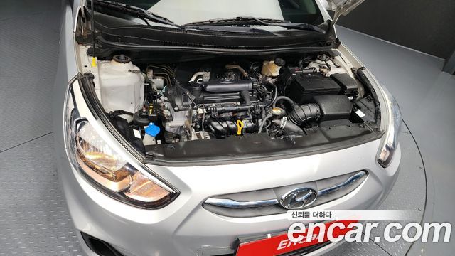 Hyundai Accent 2015 thumb 7