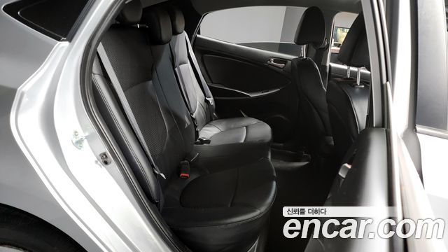 Hyundai Accent 2015 thumb 12
