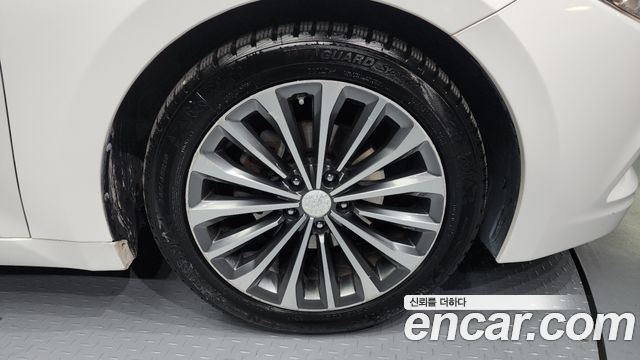 Hyundai Grandeur 2013 thumb 6