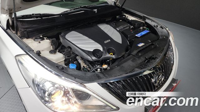 Hyundai Grandeur 2013 thumb 7