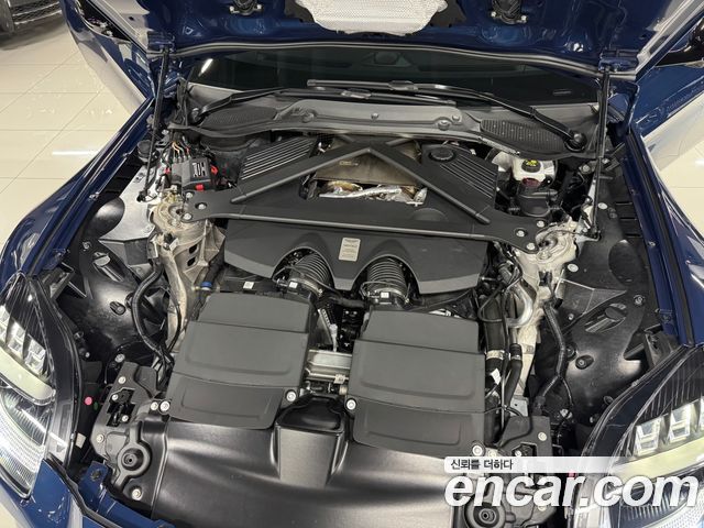 Aston Martin Vantage 4.0T V8 2025 thumb 6