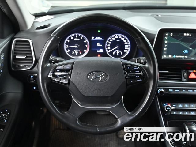 Hyundai Grandeur 2017 thumb 12