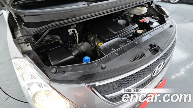 Hyundai Starex 2011 thumb 6