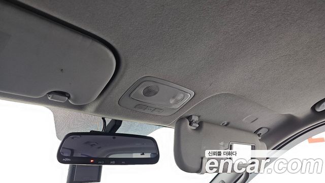 Hyundai Starex 2011 thumb 11