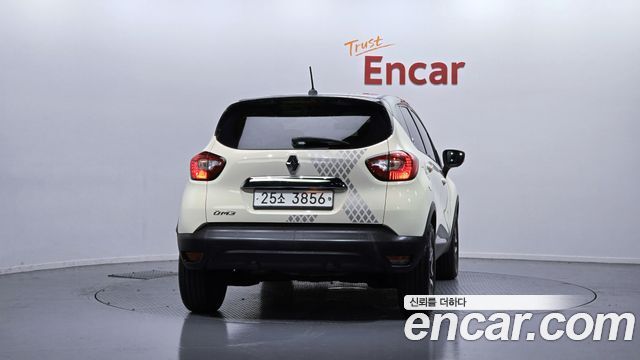 Renault Korea QM3 2014 thumb 5