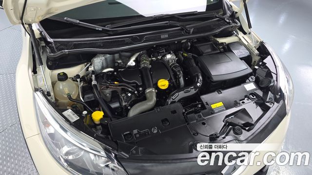 Renault Korea QM3 2014 thumb 7