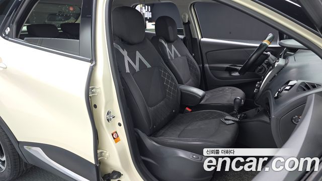 Renault Korea QM3 2014 thumb 11