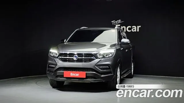 SsangYong Rexton 2020 thumb 4