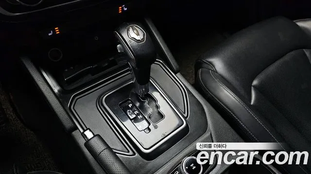 SsangYong Rexton 2020 thumb 10