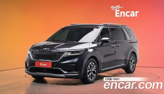 Kia Carnival 2022 thumb 2