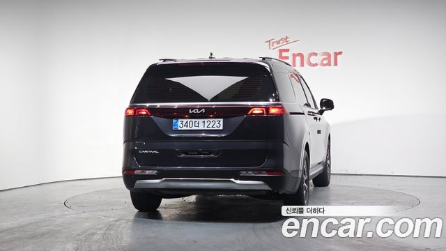 Kia Carnival 2022 thumb 5