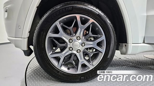 Jeep Cherokee 2019 thumb 6